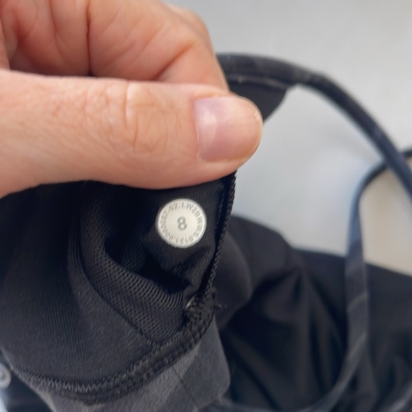 Lululemon I 8 - Picture 5 of 10